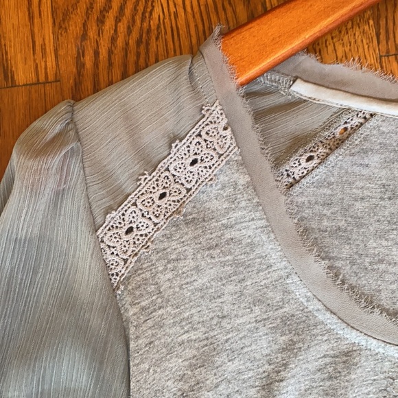 ANTHROPOLOGIE - Tiny - Julia Embroidered Boho Top - Picture 3 of 7